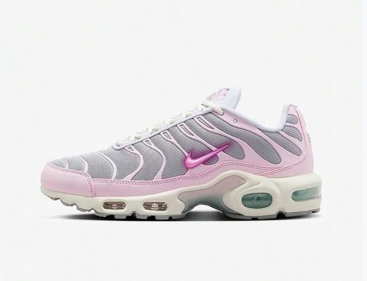 Nike Women’s Air Max Plus