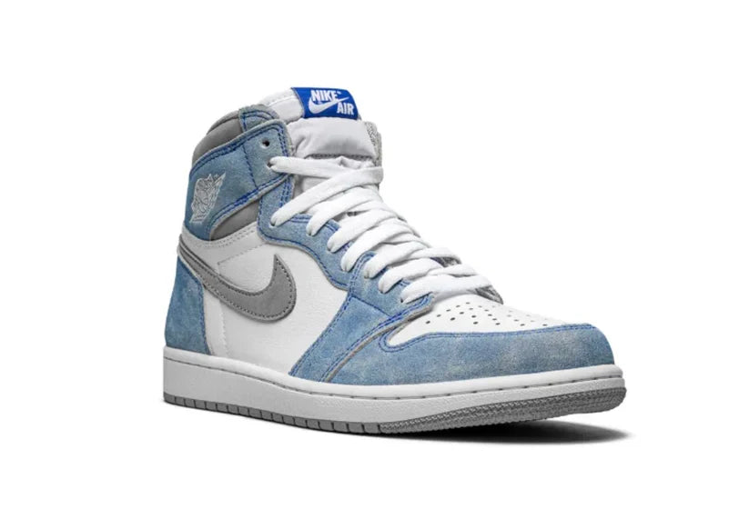Air Jordan 1 Retro High OG – “Hyper Royal”